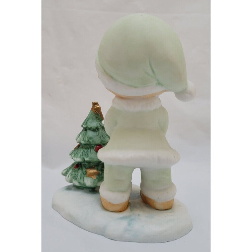 Homco Christmas Children "Precious Moments" 5613 - Boy Praying by Christmas Tree - Picture 5 of 9